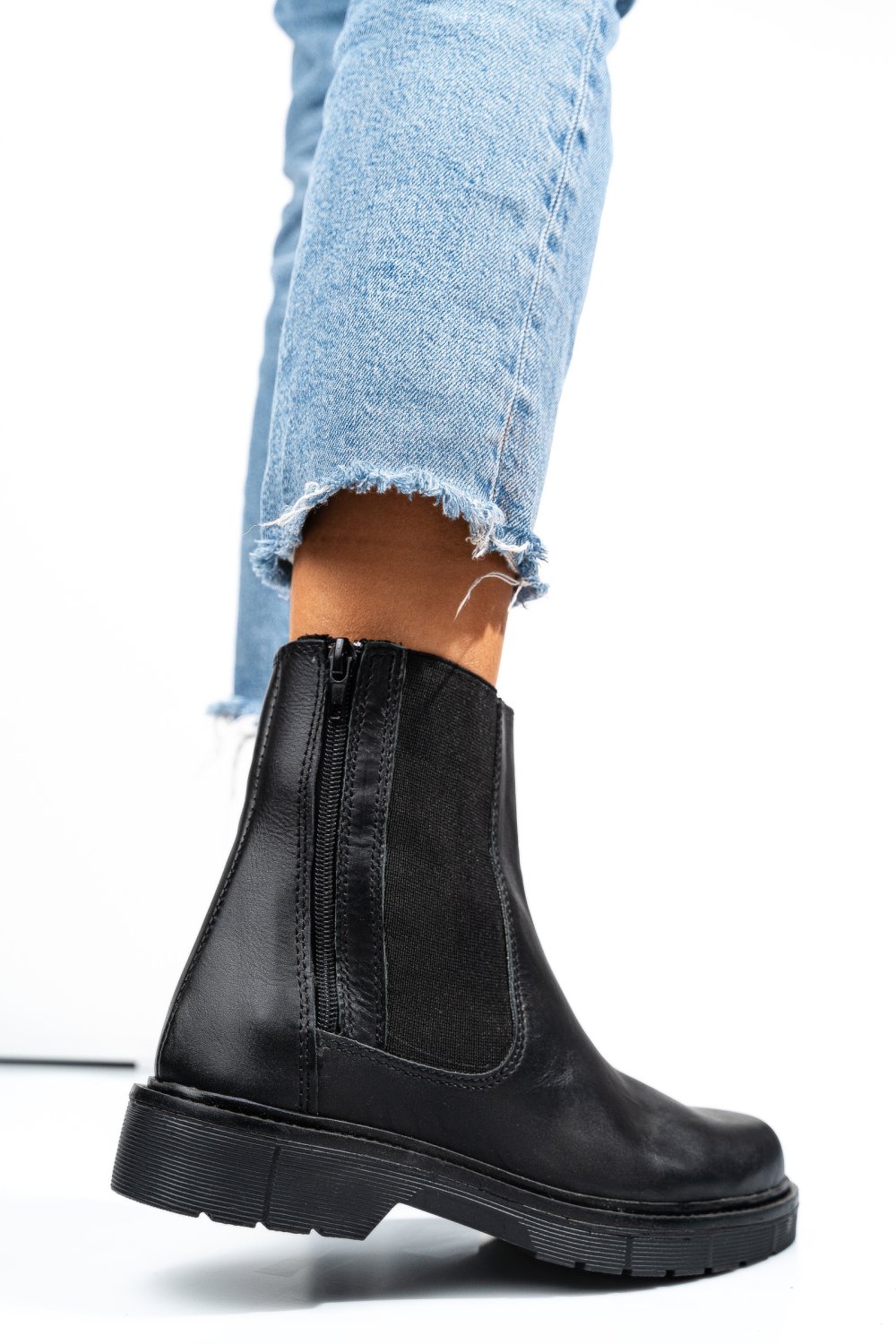 GHETE NEGRE PIELE NATURALA 6S77642