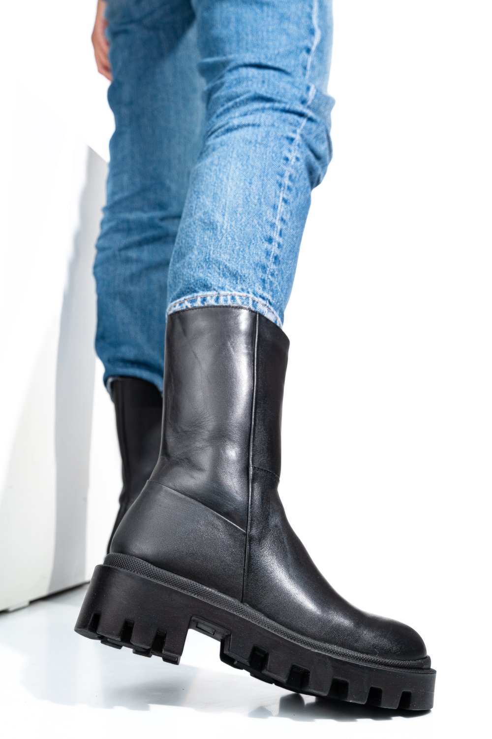 GHETE NEGRE PIELE NATURALA 6S77712