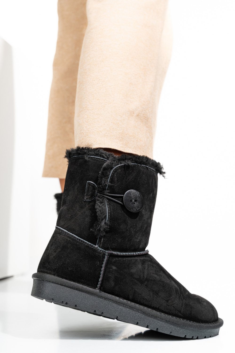 CIZME NEGRE PIELE NATURALA INTOARSA 8SP137