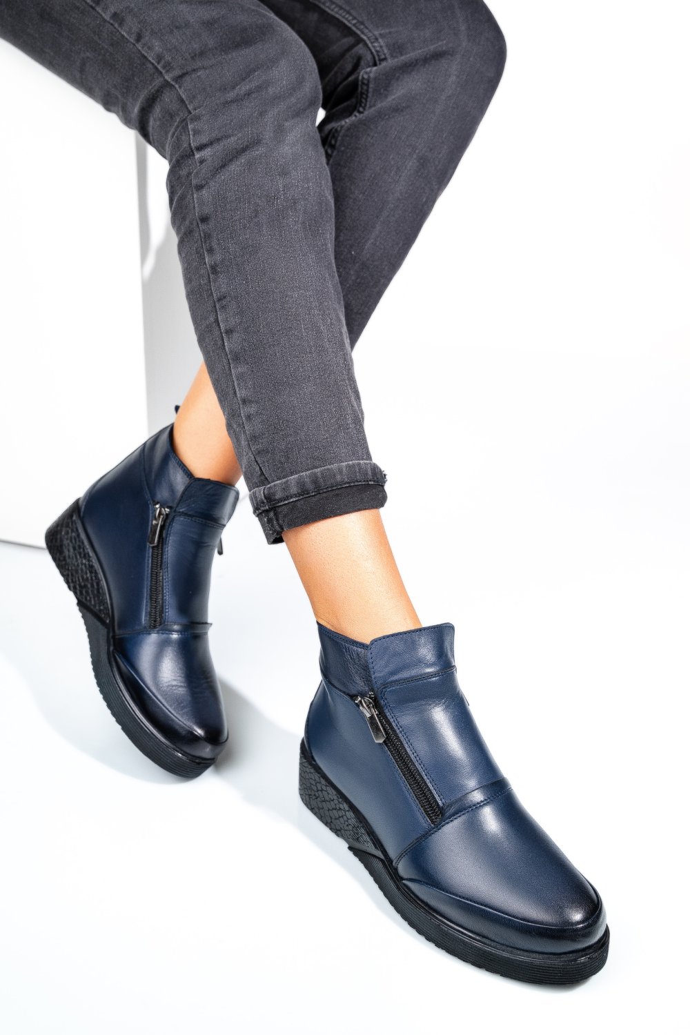 GHETE BLEUMARIN PIELE NATURALA APCKD020