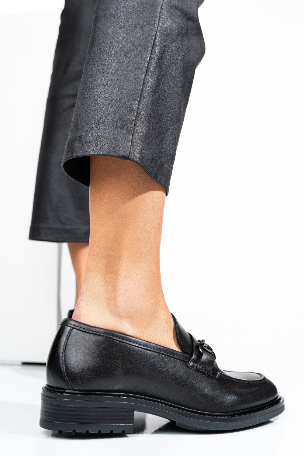 PANTOFI NEGRI PIELE NATURALA WS77S66R12