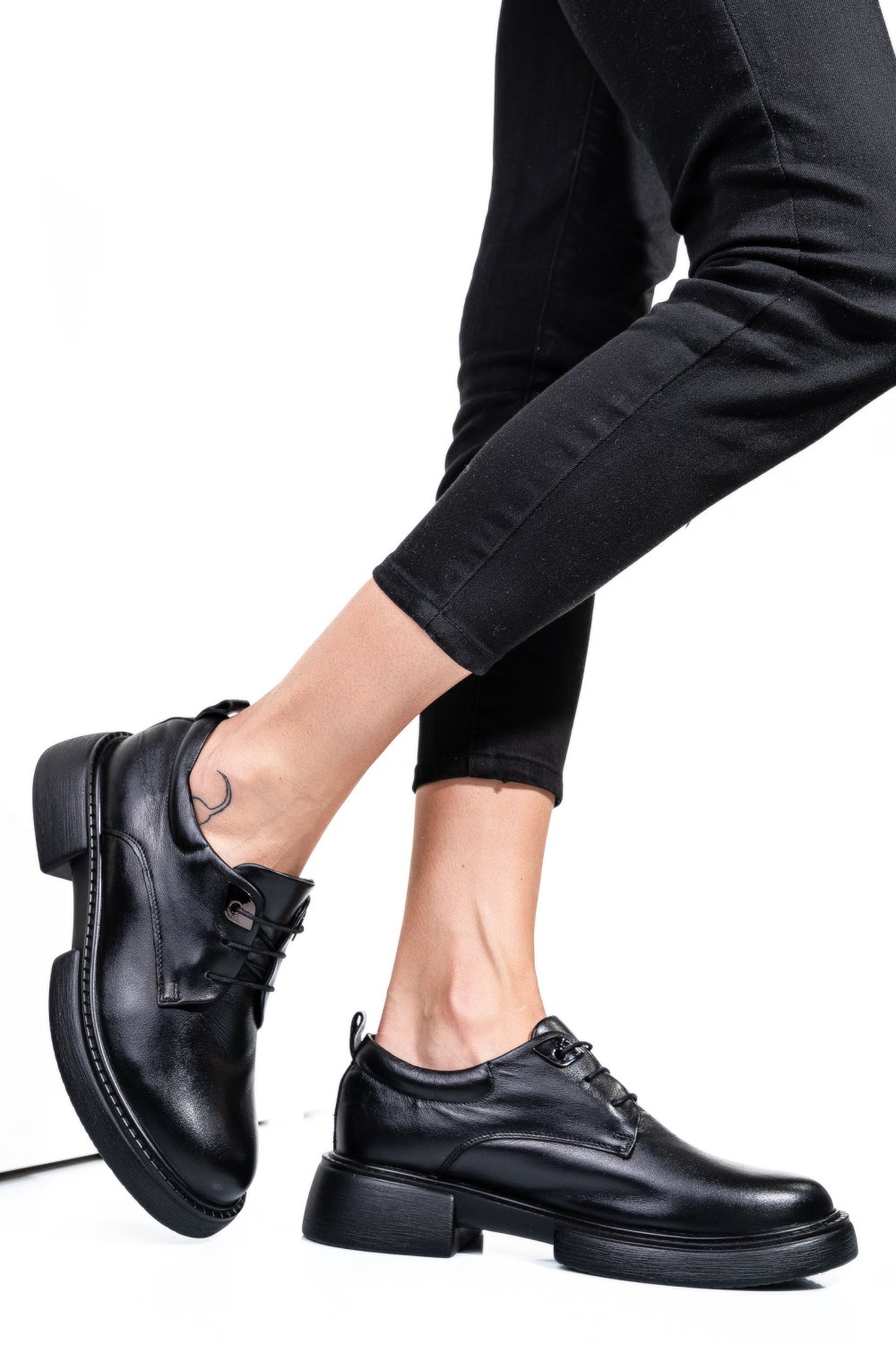 PANTOFI NEGRI PIELE NATURALA  251622NP