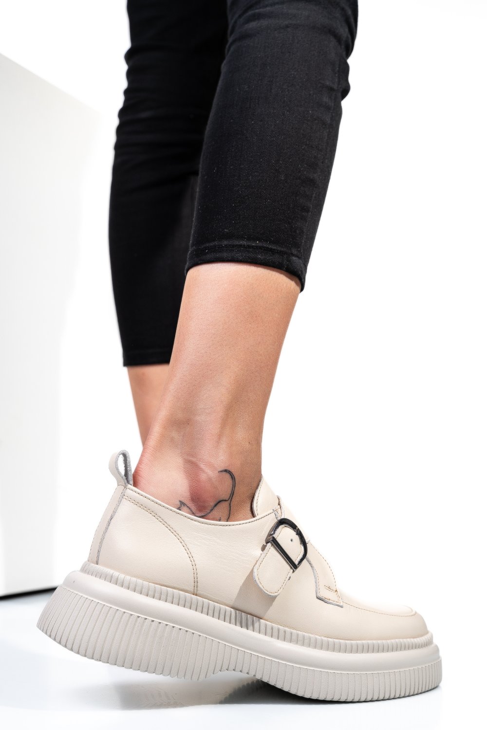 MOCASINI CREM PIELE NATURALA 251618NP