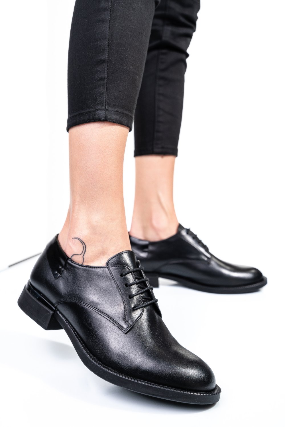 PANTOFI NEGRI PIELE NATURALA  251624NP