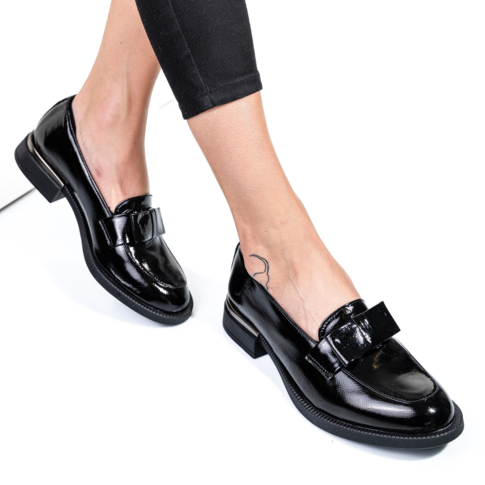 MOCASINI NEGRI PIELE NATURALA LACUITA 251627NPK