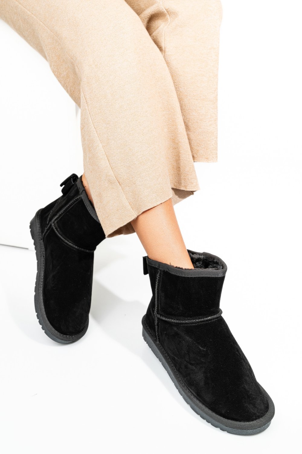 CIZME NEGRE PIELE NATURALA INTOARSA 6SP619