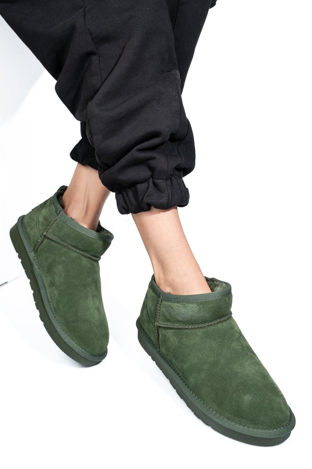 GHETE DAMA IMBLANITE PIELE NATURALA INTOARSA VERDE 1S771200