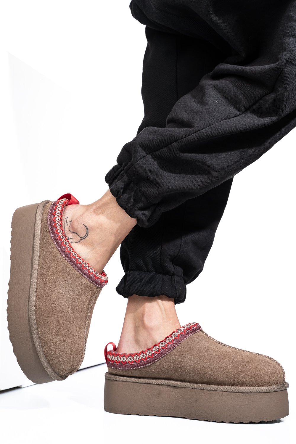 SABOTI TAUPE PIELE NATURALA INTOARSA 1S77253
