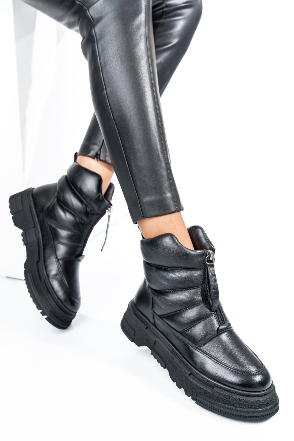 GHETE NEGRE PIELE NATURALA APCK4003
