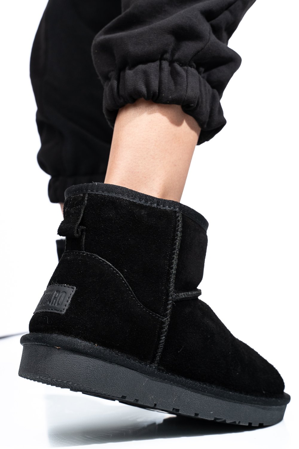 CIZME DAMA IMBLANITE PIELE NATURALA INTOARSA NEGRE IS771201