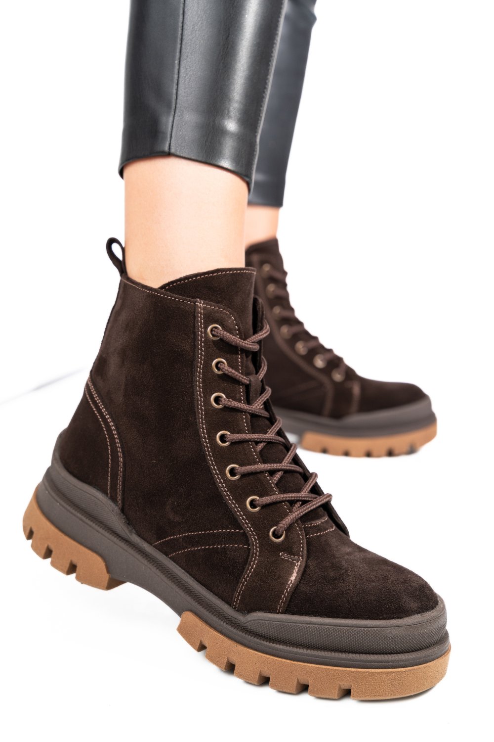 GHETE FEMEI CU SIRETURI PIELE NATURALA INTOARSA MARO 222836SP