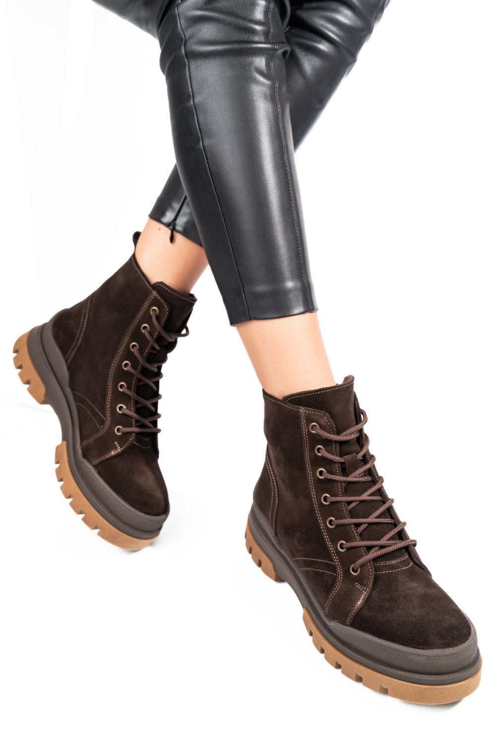 GHETE FEMEI CU SIRETURI PIELE NATURALA INTOARSA MARO 222836SP