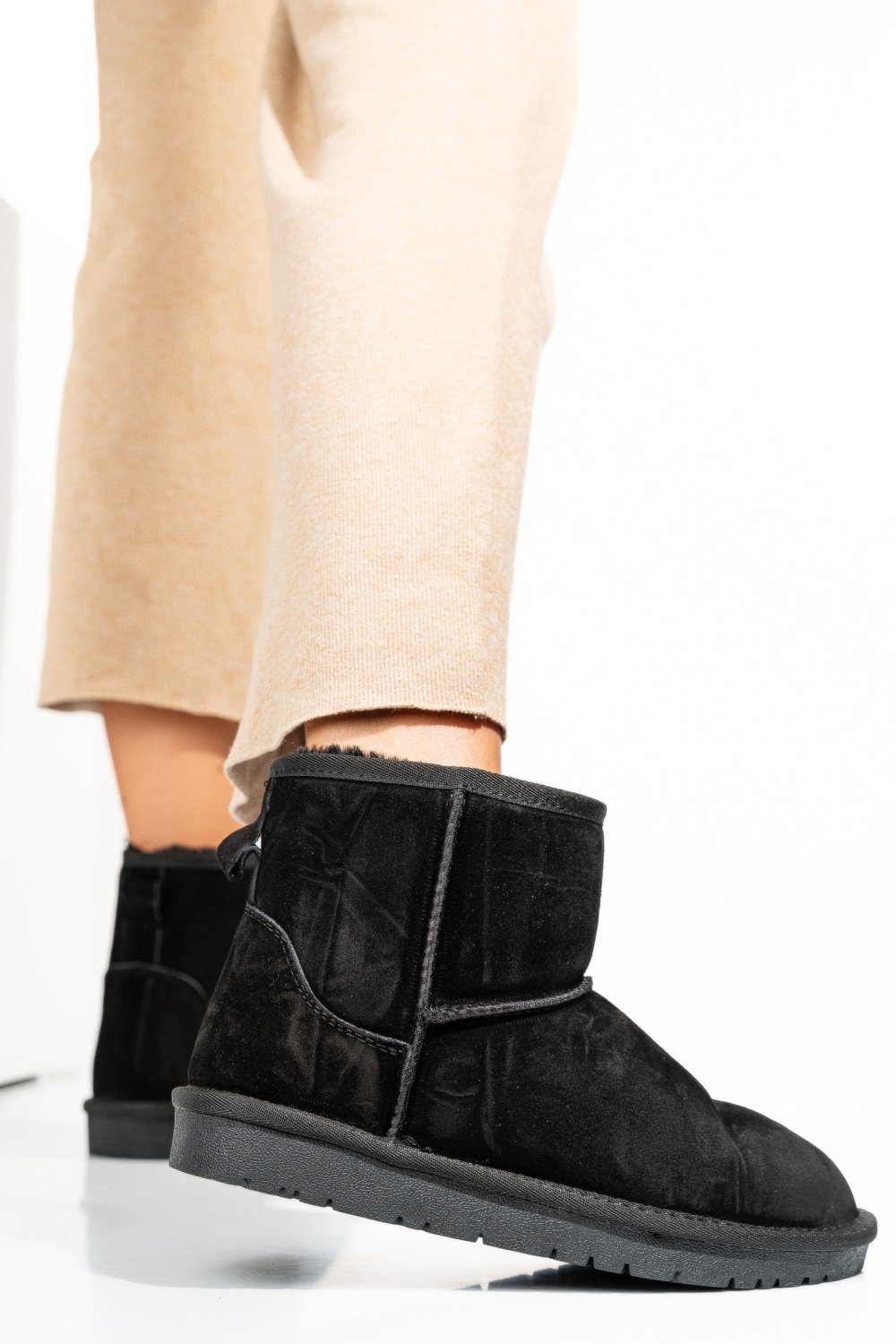 CIZME NEGRE PIELE NATURALA INTOARSA 5SP854