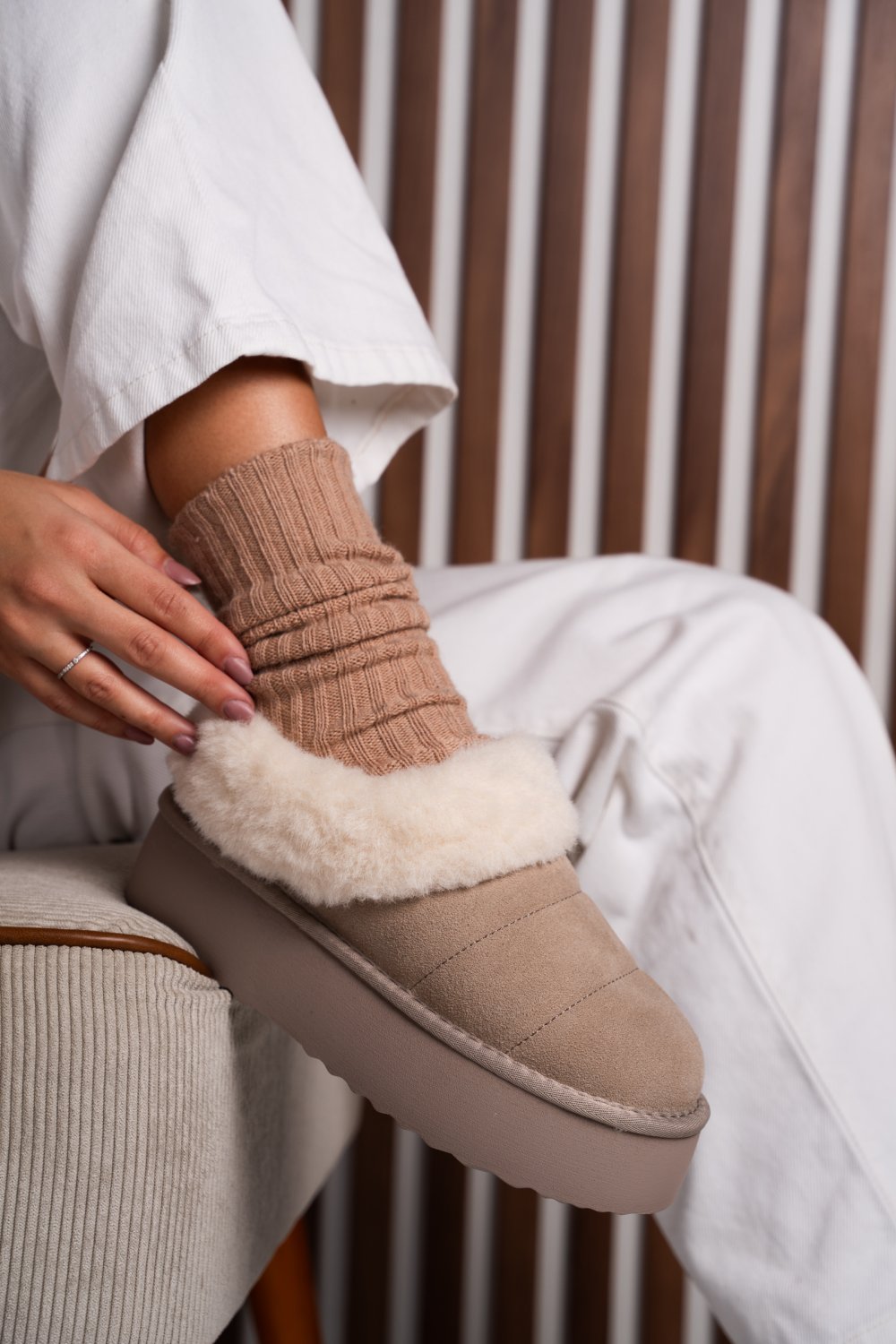 SABOTI TAUPE PIELE NATURALA INTOARSA 1S77260