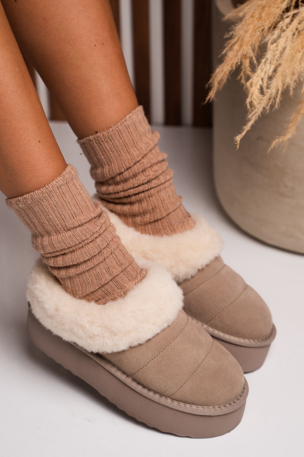 SABOTI TAUPE PIELE NATURALA INTOARSA 1S77260