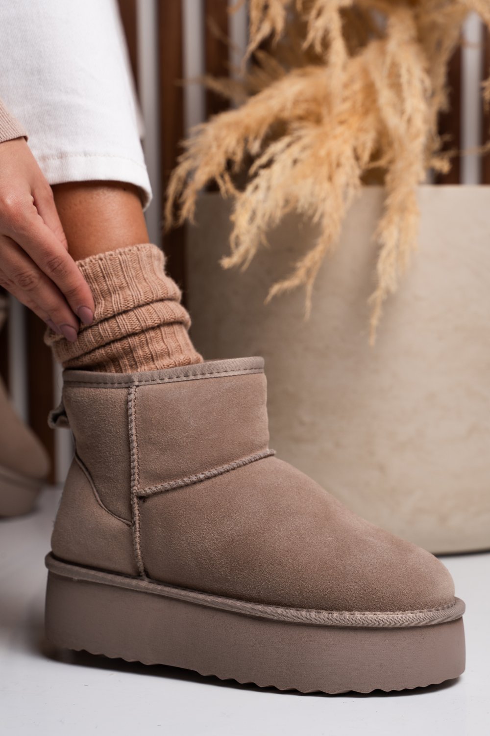 CIZME BEJ PIELE NATURALA INTOARSA 1S77251