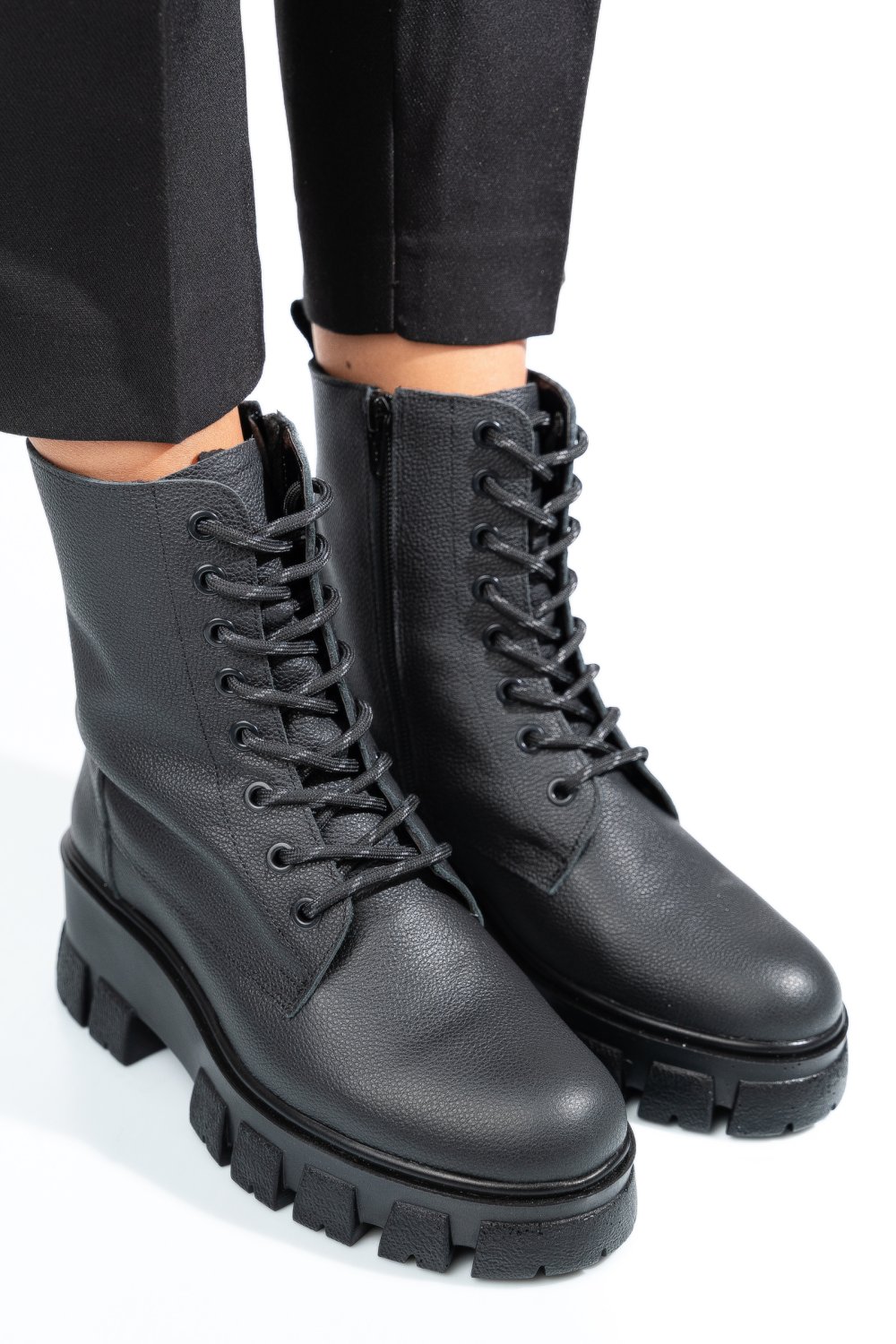 GHETE NEGRE PIELE NATURALA 1S7755