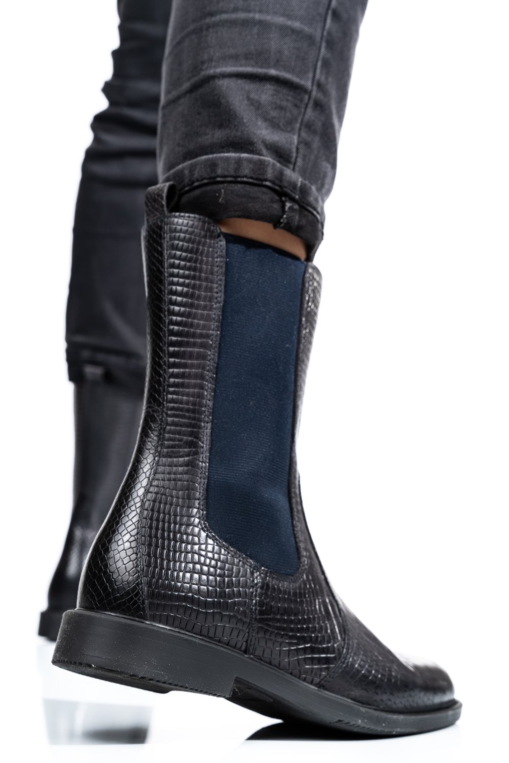 GHETE DAMA CAPTUSITE PIELE NATURALA GRI INCHIS WH398H06