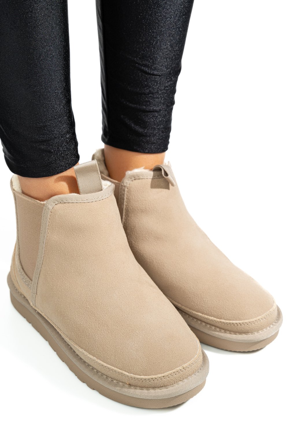 GHETE DAMA IMBLANITE PIELE NATURALA INTOARSA BEJ 1S77208