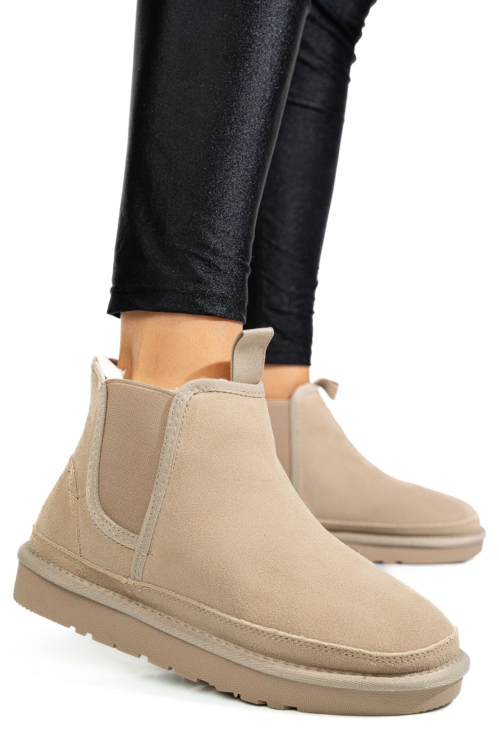 GHETE DAMA IMBLANITE PIELE NATURALA INTOARSA BEJ 1S77208