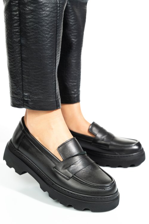 Pantofi negri piele naturala apckd2402