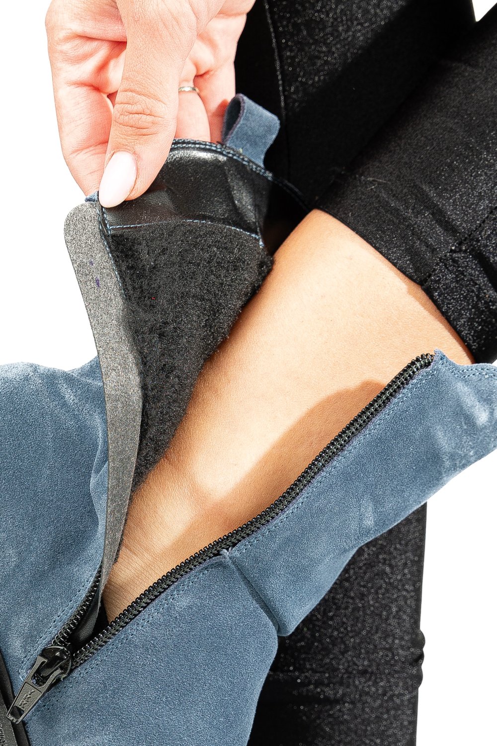 GHETE ALBASTRE PIELE NATURALA INTOARSA 2S7724