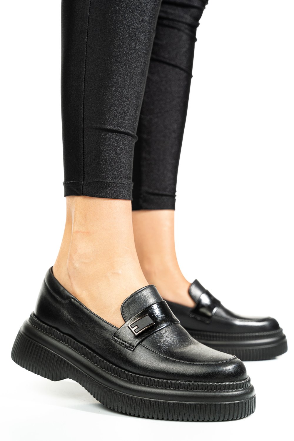 MOCASINI NEGRI PIELE NATURALA 2S7751619NP