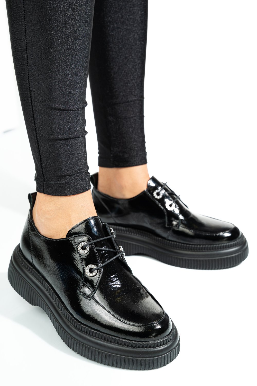 PANTOFI NEGRI PIELE NATURALA LACUITA 2S7751617NPK