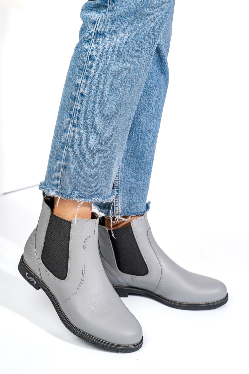 GHETE GRI PIELE NATURALA 2S7711