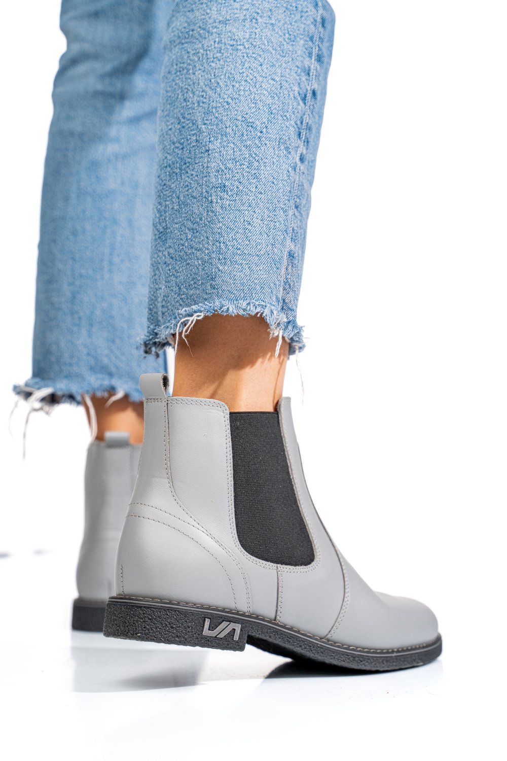 GHETE GRI PIELE NATURALA 2S7711