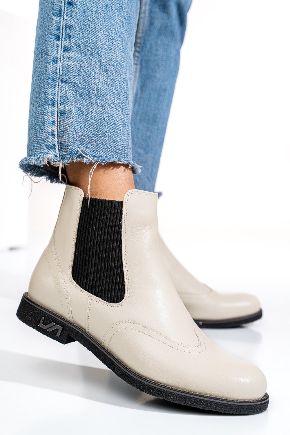 GHETE CREM PIELE NATURALA 2S7712