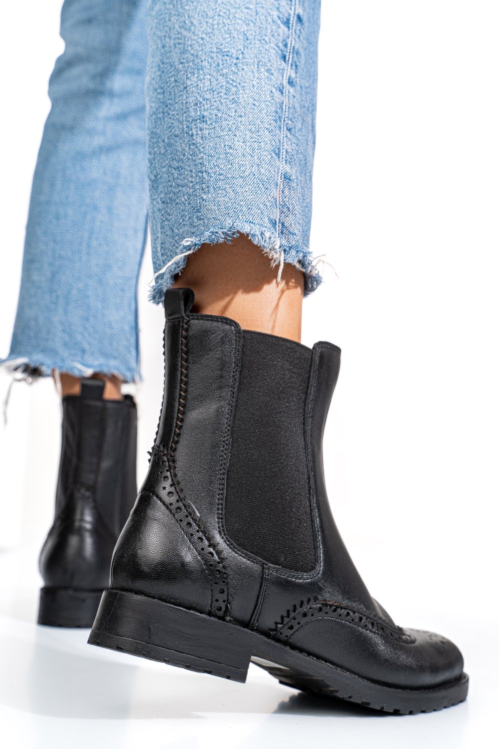 GHETE NEGRE PIELE NATURALA 1S770795