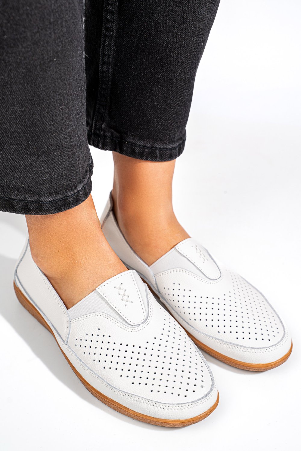 MOCASINI ALBI PIELE NATURALA FSP003635