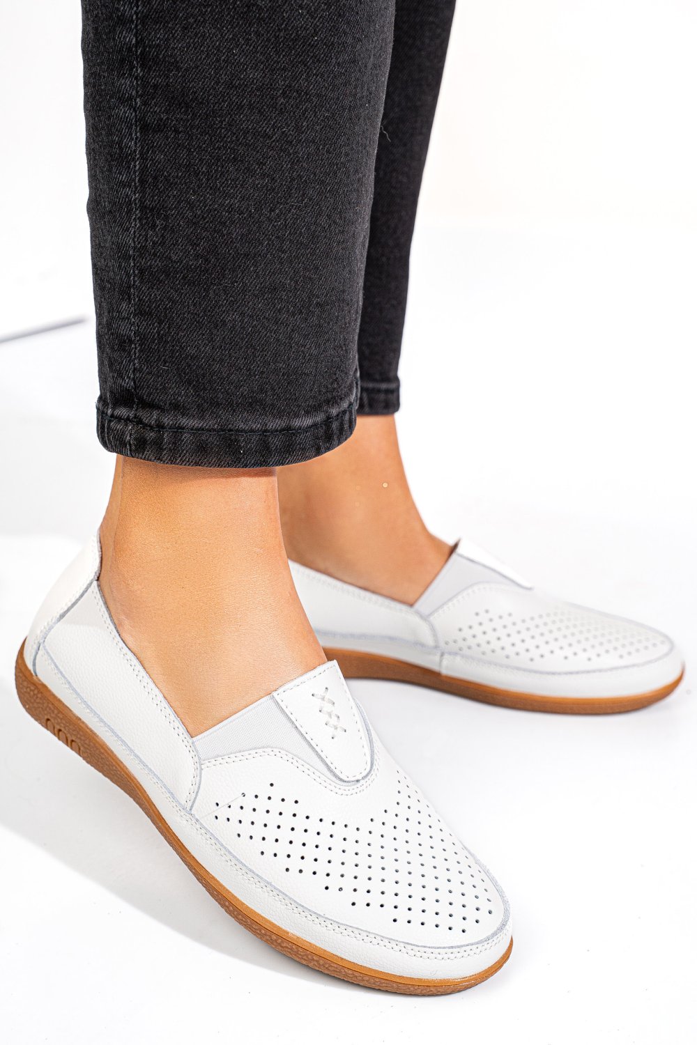 MOCASINI ALBI PIELE NATURALA FSP003635