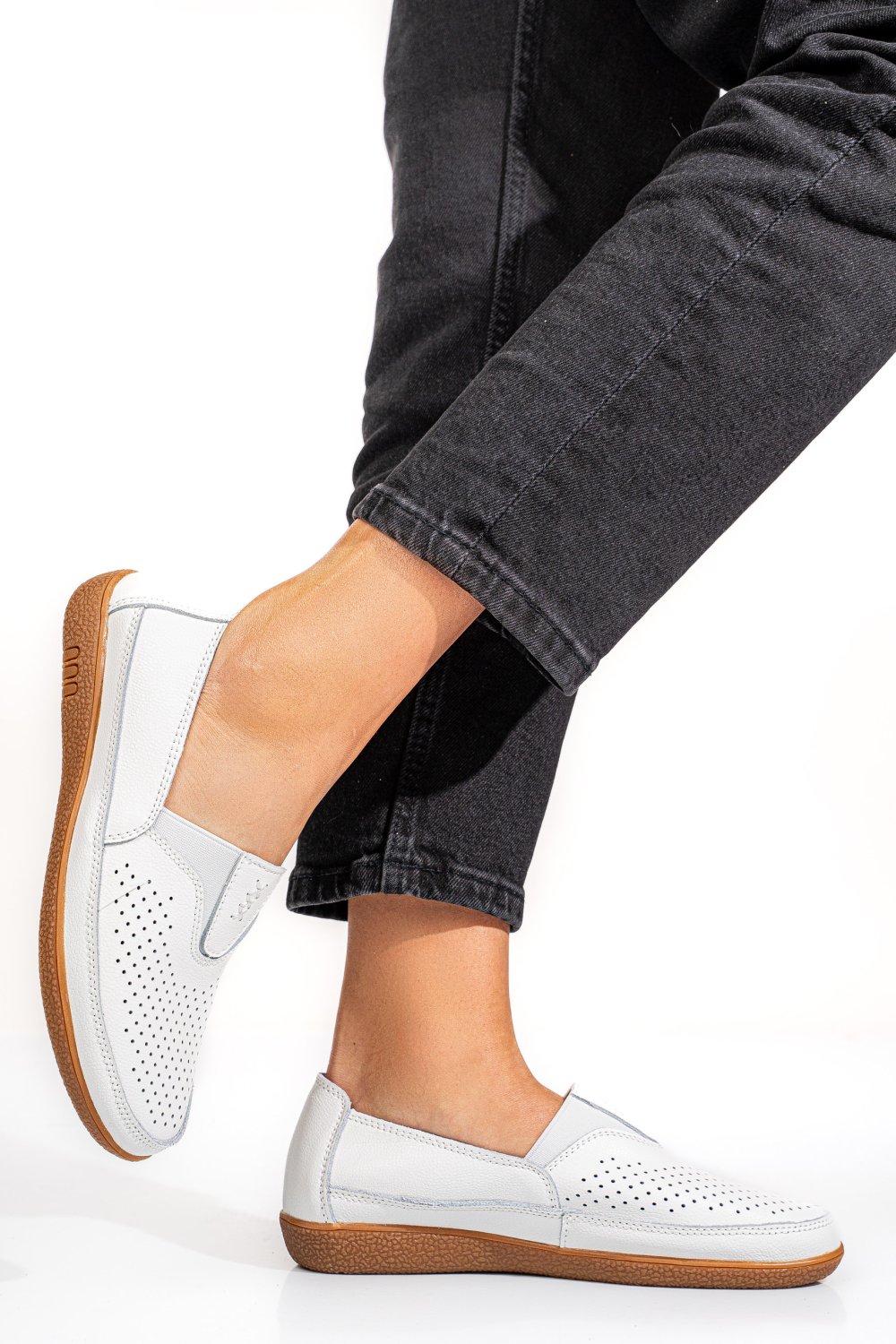 MOCASINI ALBI PIELE NATURALA FSP003635