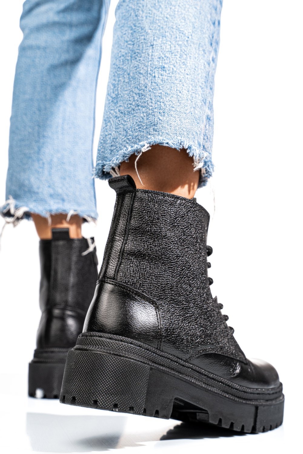 GHETE NEGRE PIELE NATURALA NPCFB006