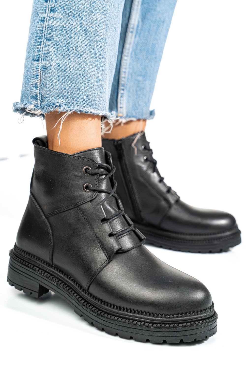 GHETE NEGRE PIELE NATURALA APCYB003