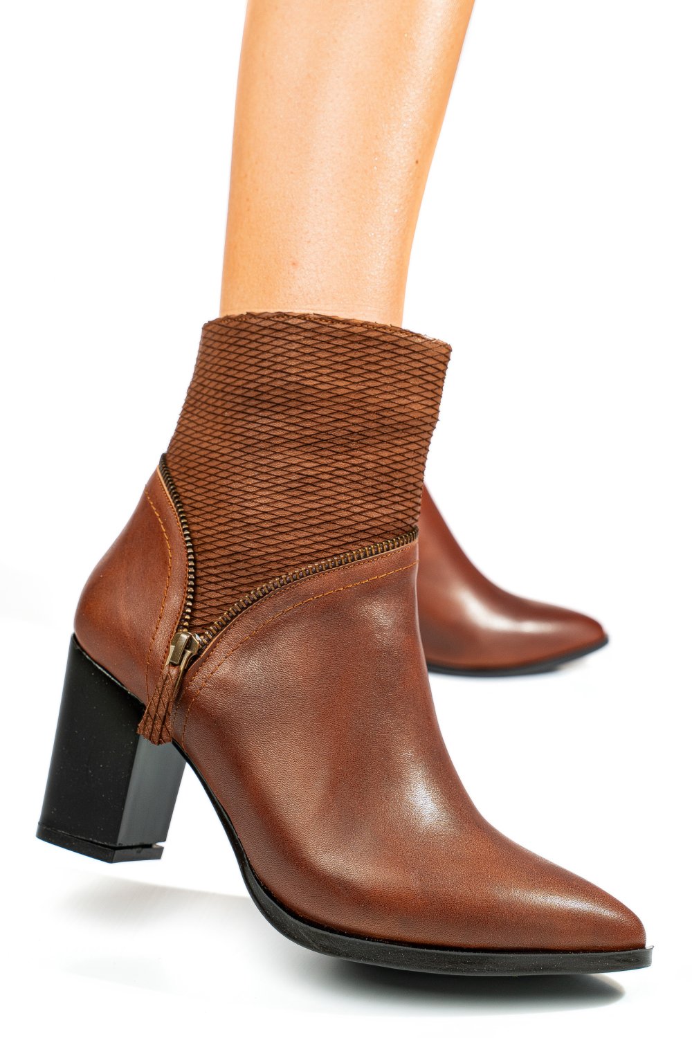 BOTINE MARO INCHIS PIELE NATURALA IPCBY002