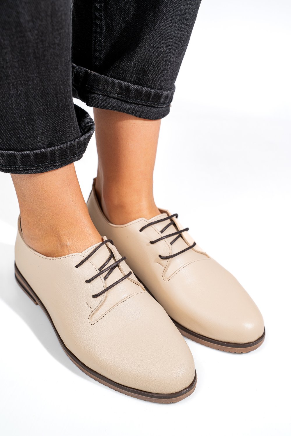 PANTOFI BEJ PIELE NATURALA APCK102