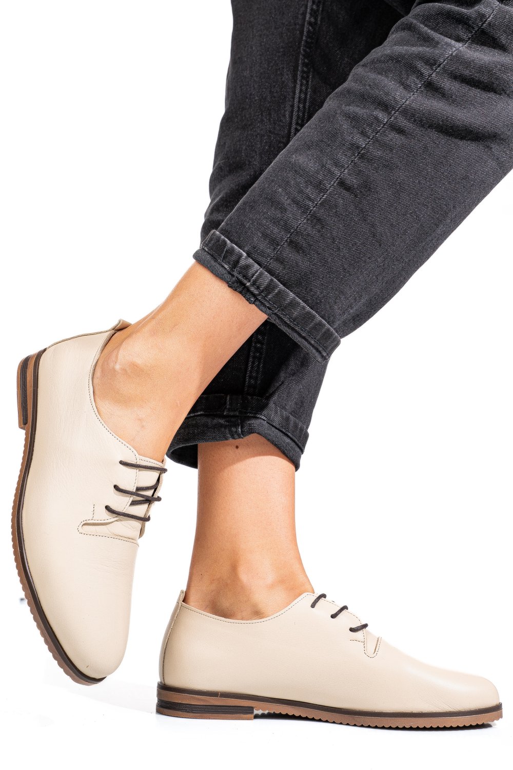 PANTOFI BEJ PIELE NATURALA APCK102