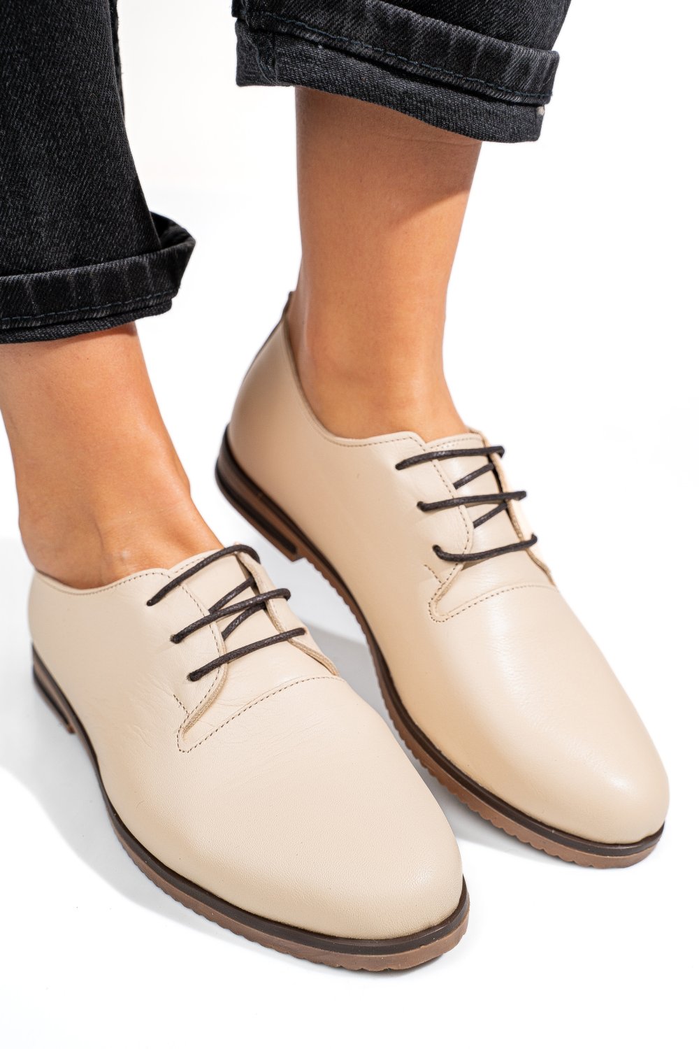 PANTOFI BEJ PIELE NATURALA APCK102