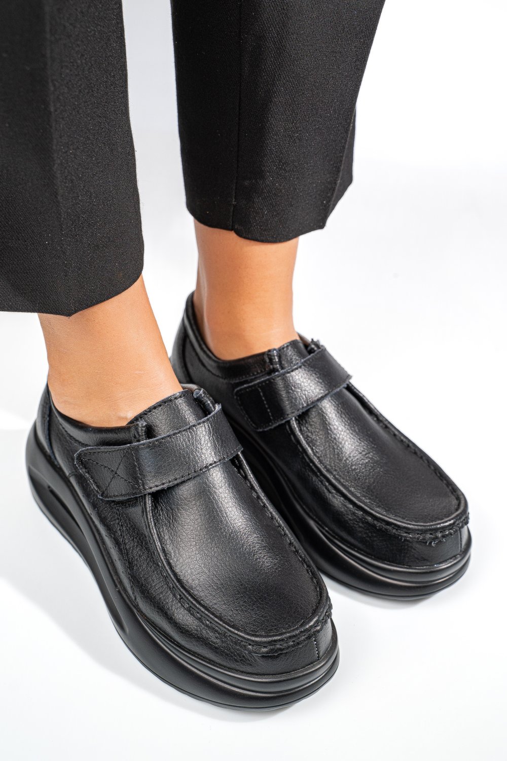 MOCASINI NEGRI PIELE NATURALA TSP3090