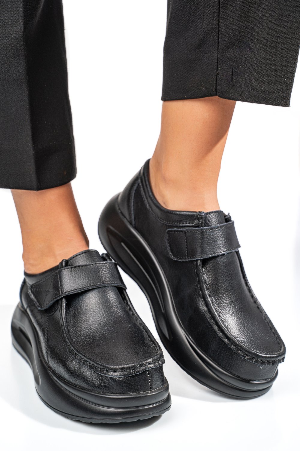 MOCASINI NEGRI PIELE NATURALA TSP3090