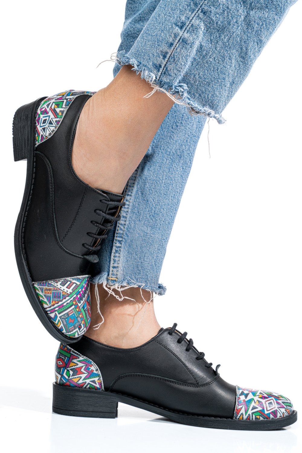 PANTOFI NEGRI FLORAL PIELE NATURALA 1S7709