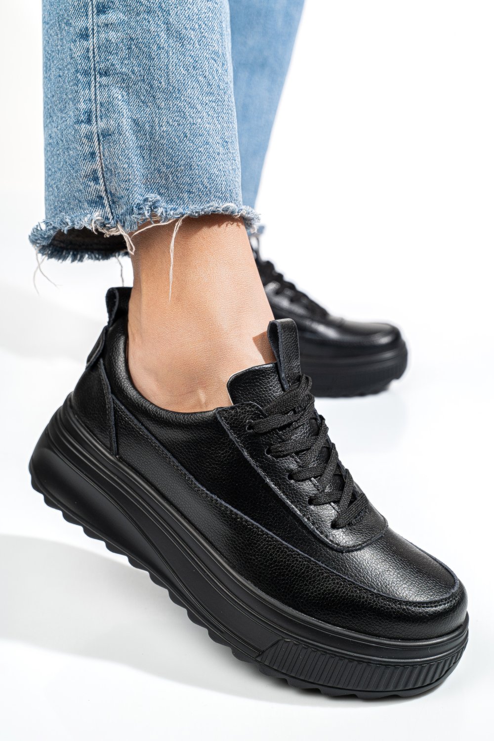 PANTOFI SPORT NEGRI PIELE NATURALA TSP3091