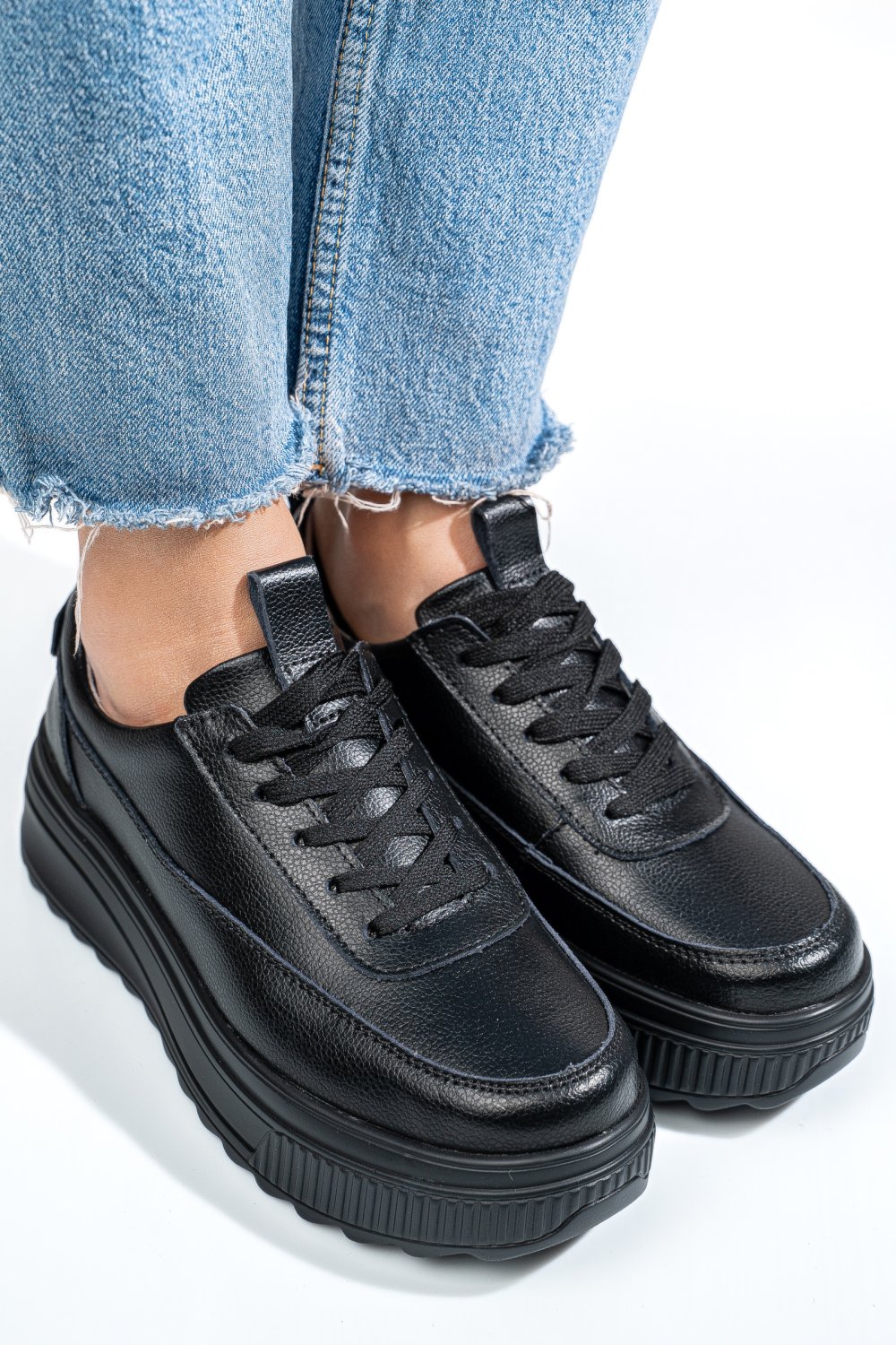 PANTOFI SPORT NEGRI PIELE NATURALA TSP3091