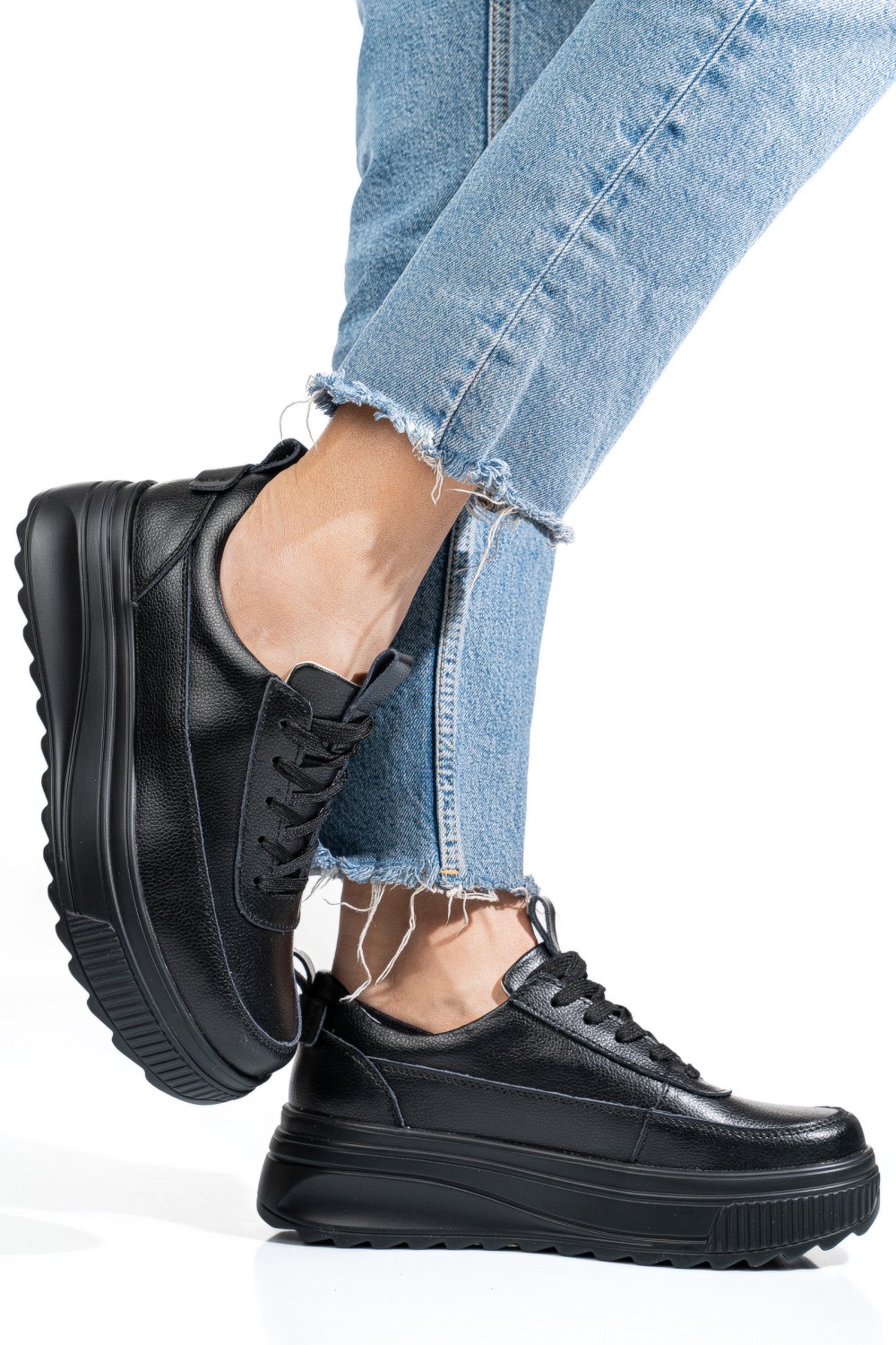 PANTOFI SPORT NEGRI PIELE NATURALA TSP3091