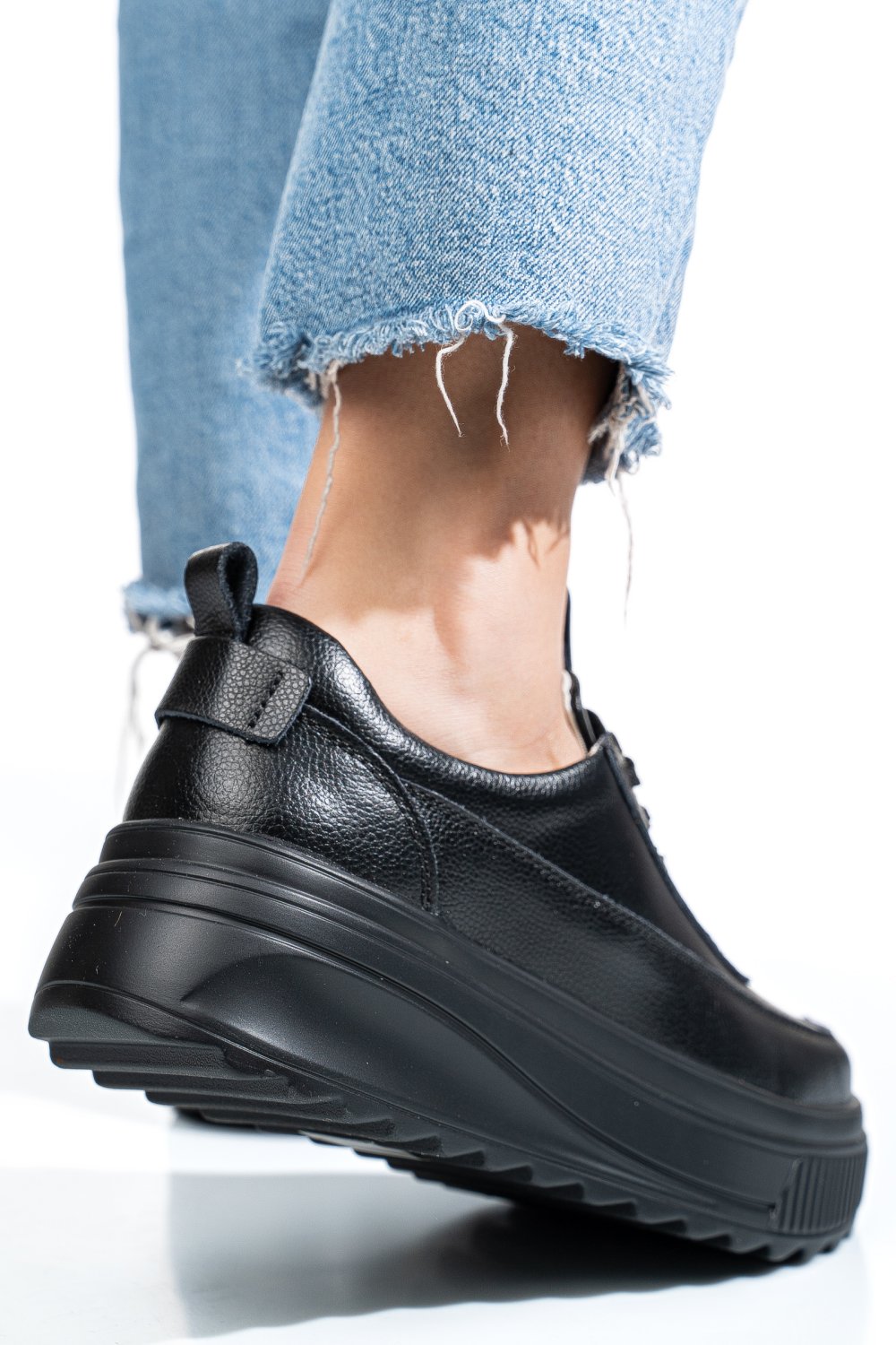 PANTOFI SPORT NEGRI PIELE NATURALA TSP3091