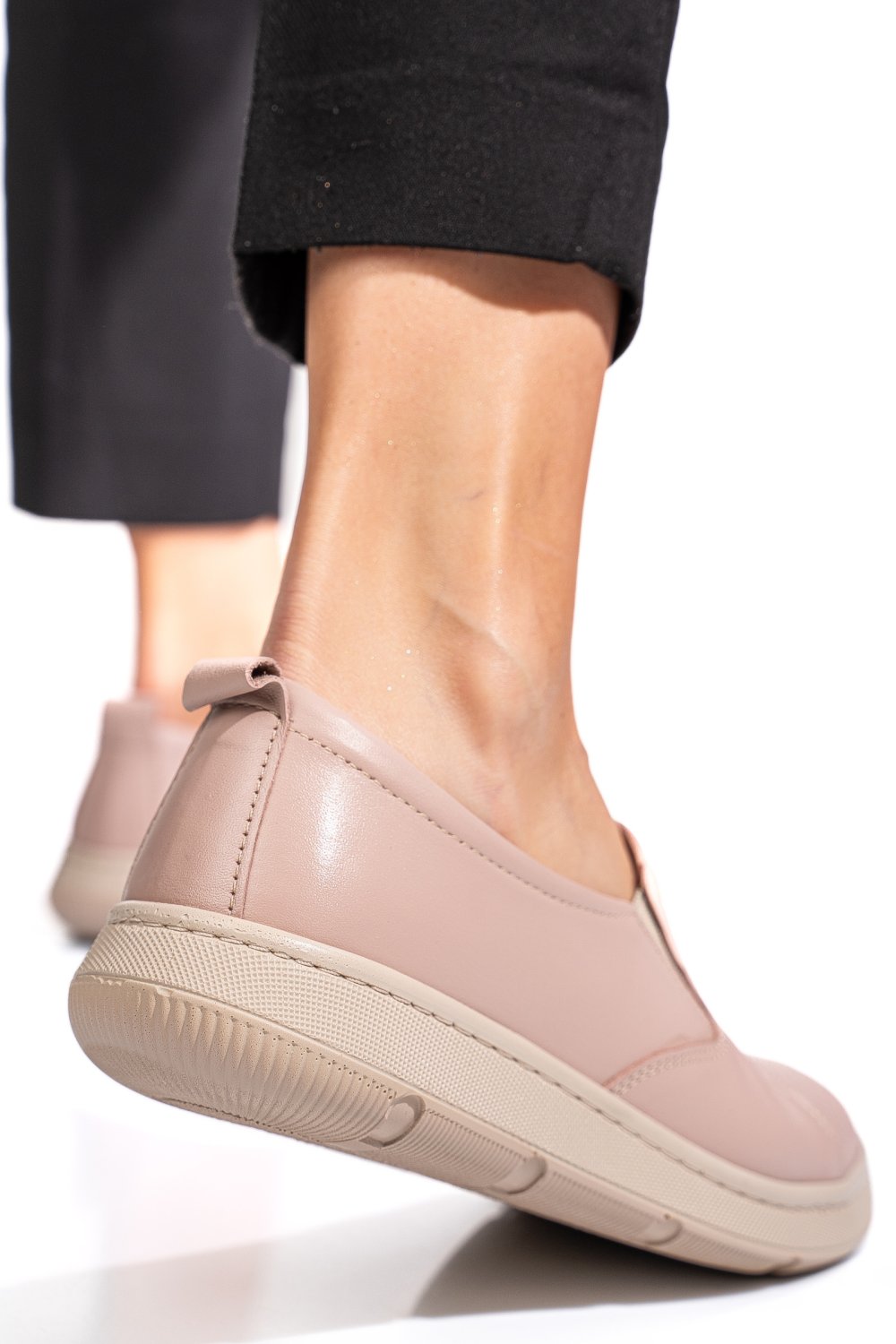 PANTOFI ROZ PIELE NATURALA APCKD090