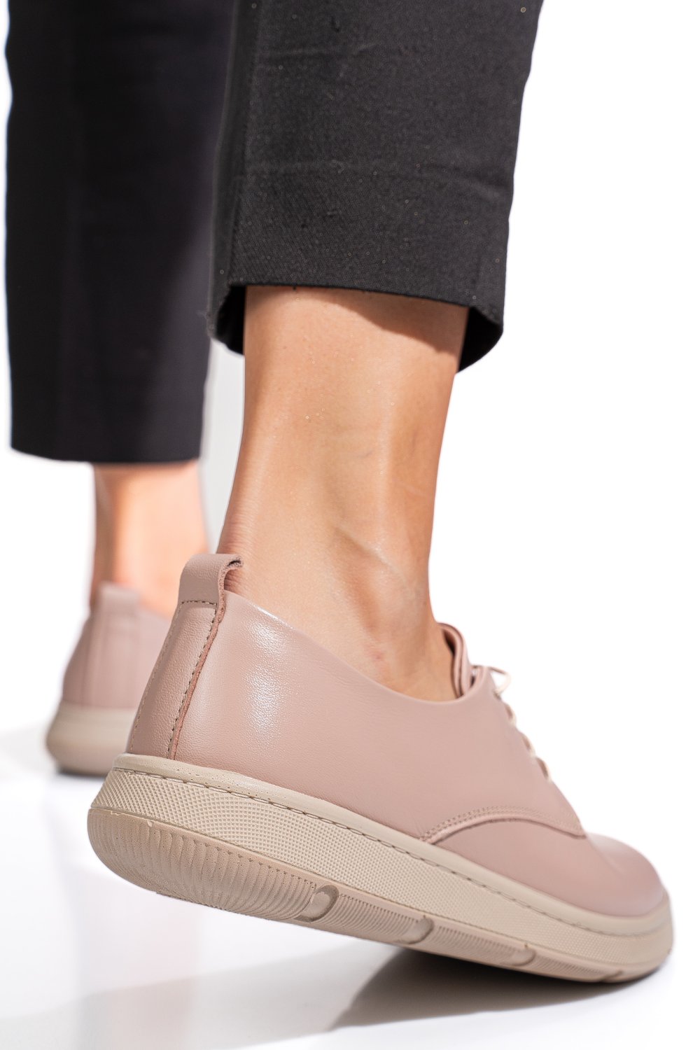 PANTOFI ROZ PIELE NATURALA APCKD070